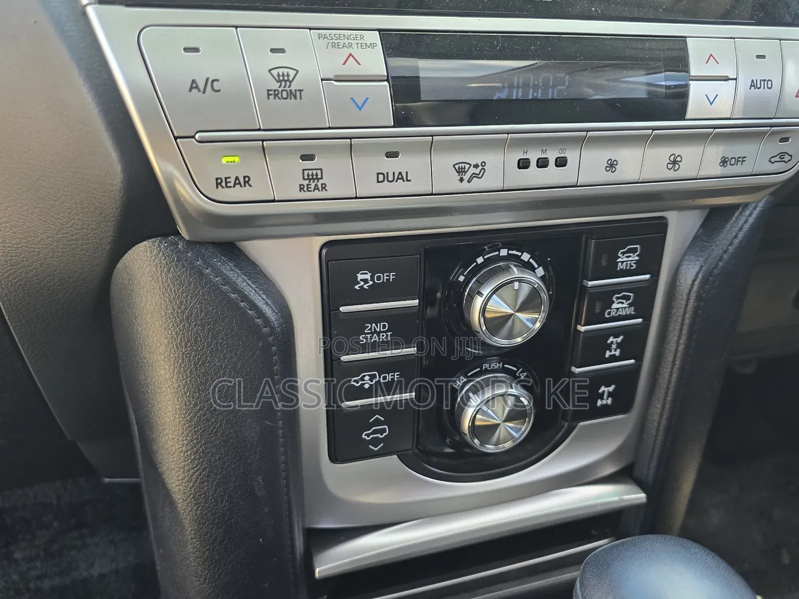 Toyota Land Cruiser Prado Kakadu 2022 White