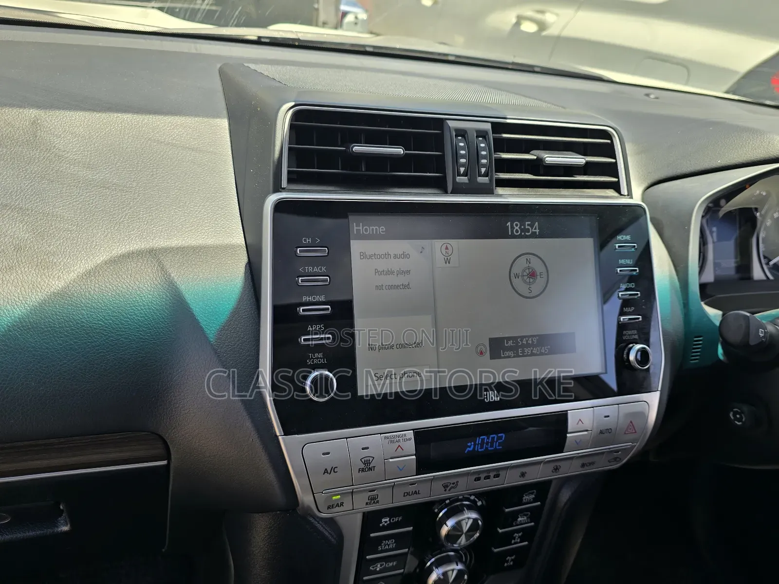Toyota Land Cruiser Prado Kakadu 2022 White