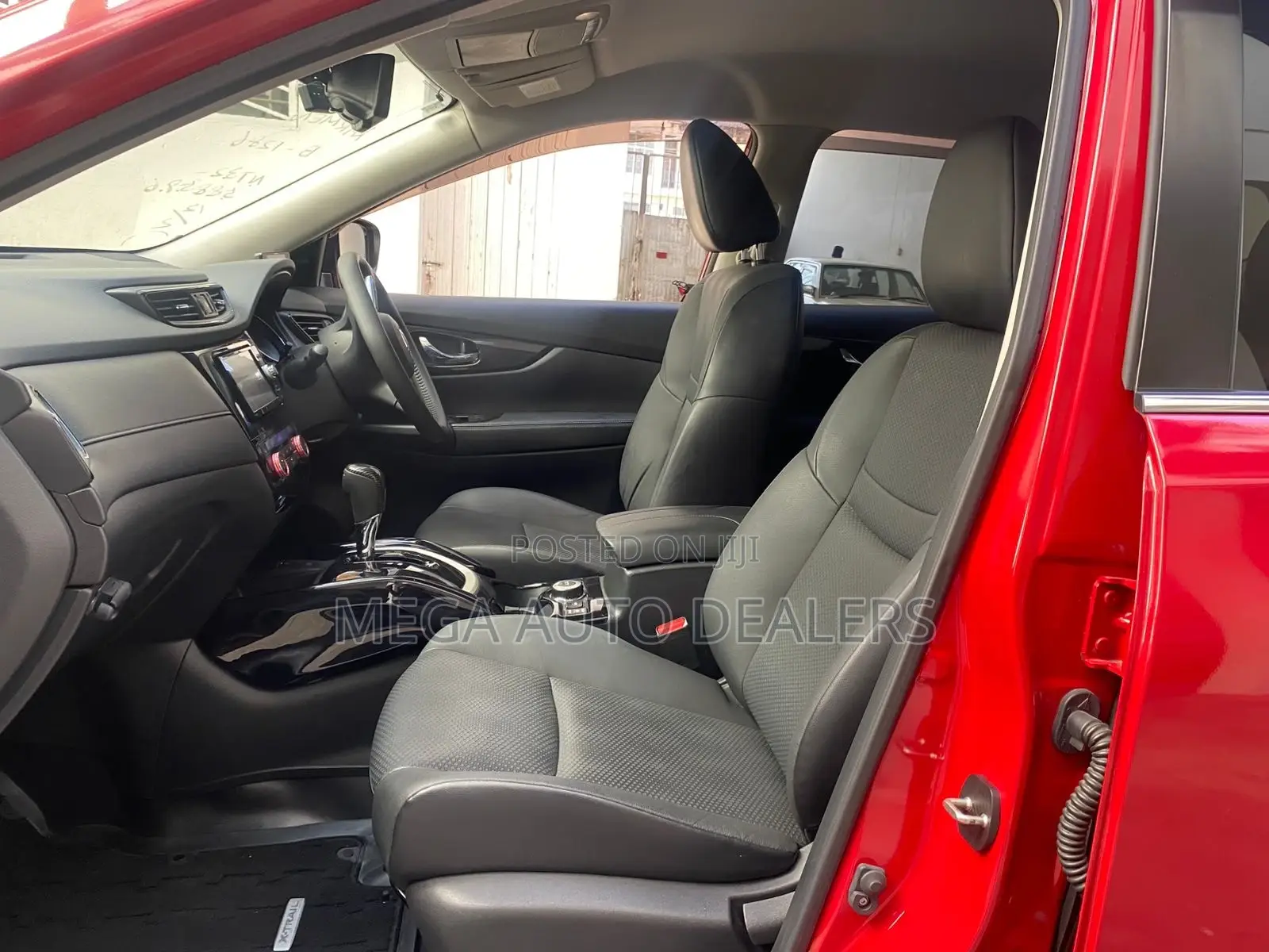 Nissan X-Trail 2019 Red
