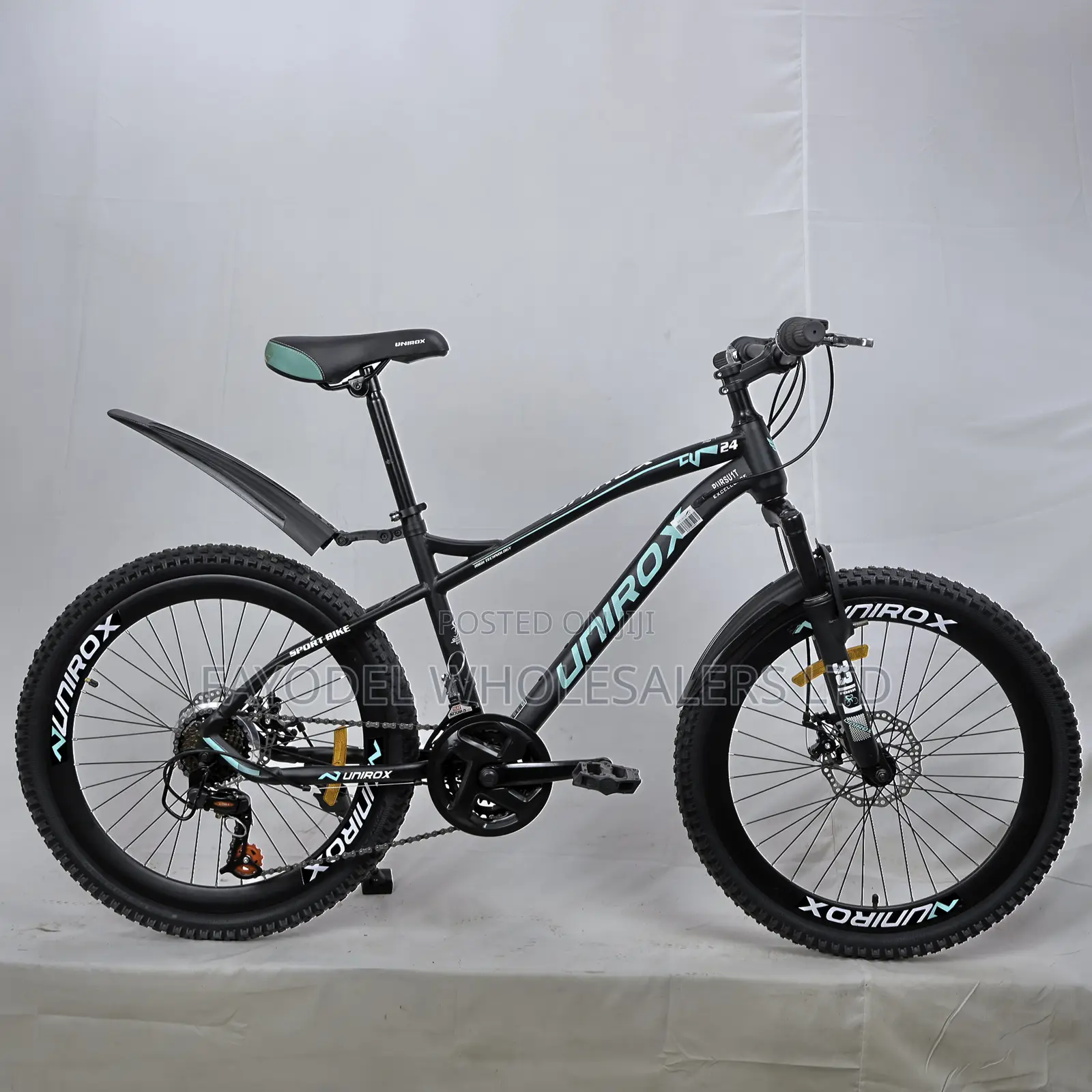 Unirox High Quality Teens Mountain Bike 21 Speed
