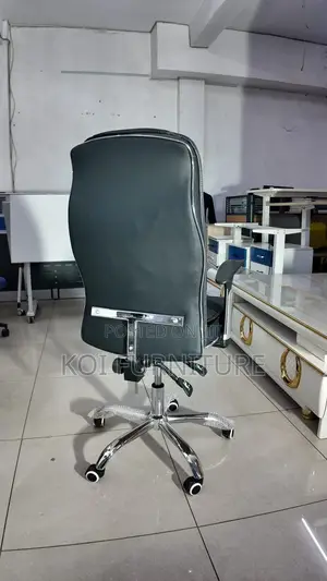 Office Chairs; High Back Executive Seat With Pillow Backrest