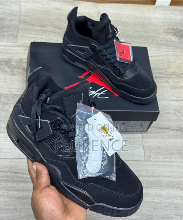 Jordan 4 Sneakers