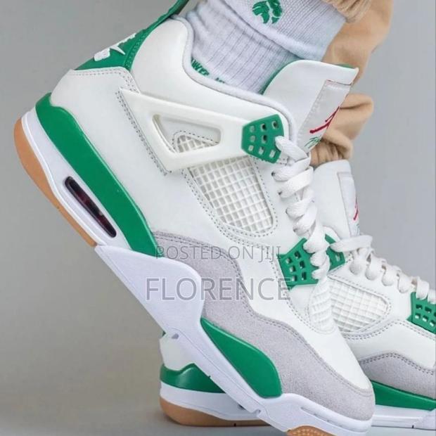 Jordan 4 Sneakers - thumbnail 2
