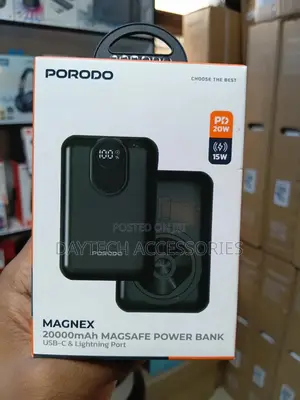 Porodo 10000mah Magsafe Power Bank Detachable Lightning Cable