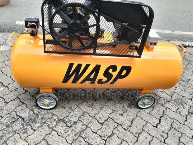 Wasp Air Compressor 300 Litres