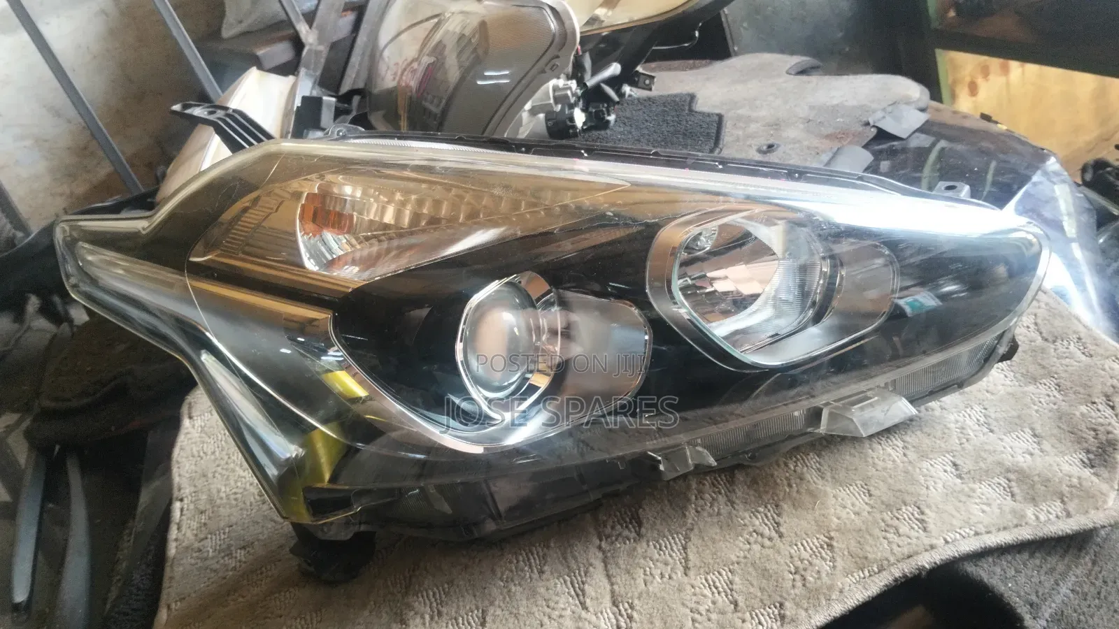 Toyota Sienta New Shape Headlight | Original Clear