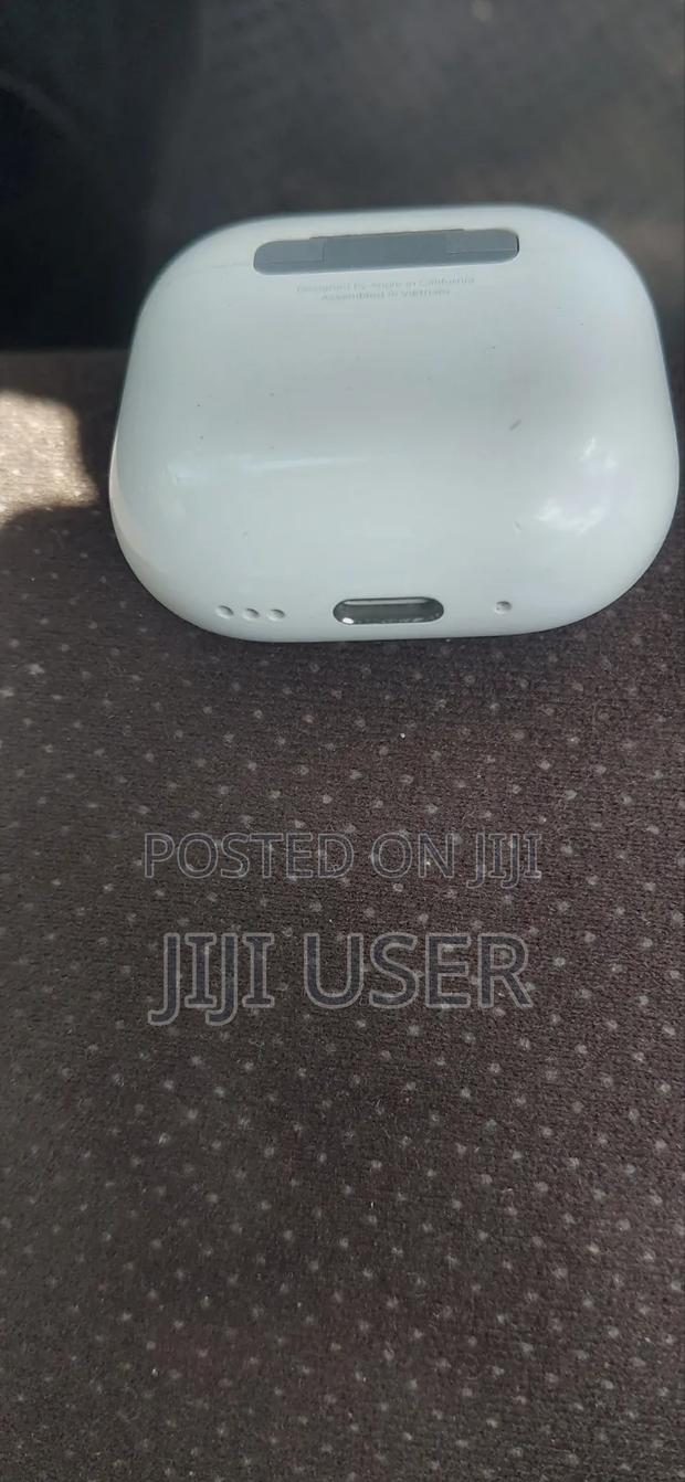 Airpods 4 2025 Model Genuine With Active Warranty.