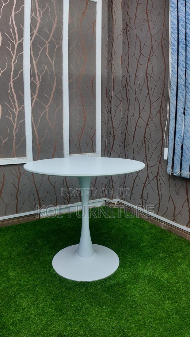 Coffee Table; Round Tulip Silhoute Coffee Table - thumbnail 6