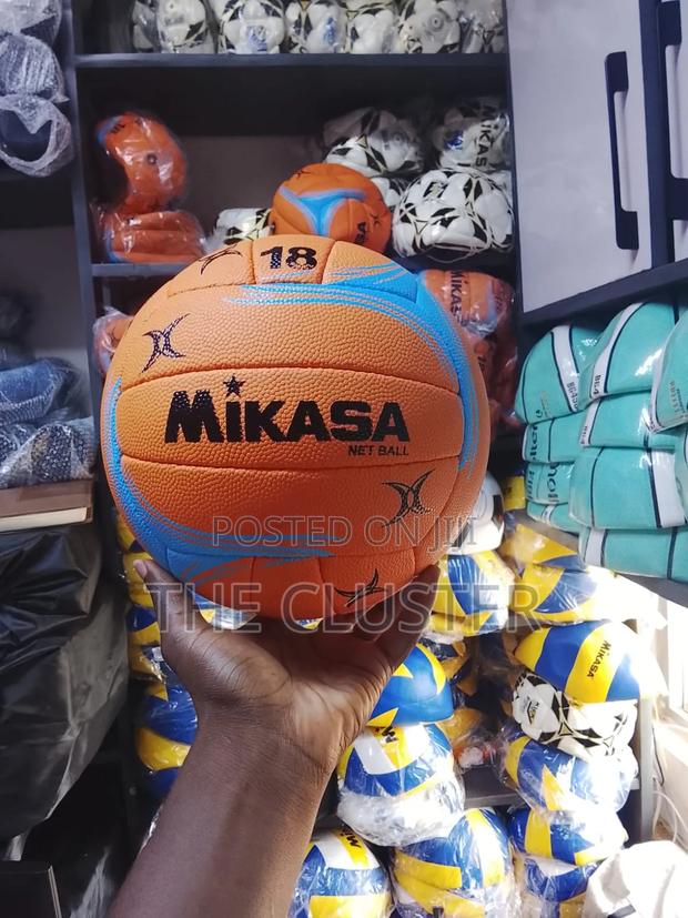 Mikasa Official Netball Size 5 – Strong Grip Training Competition