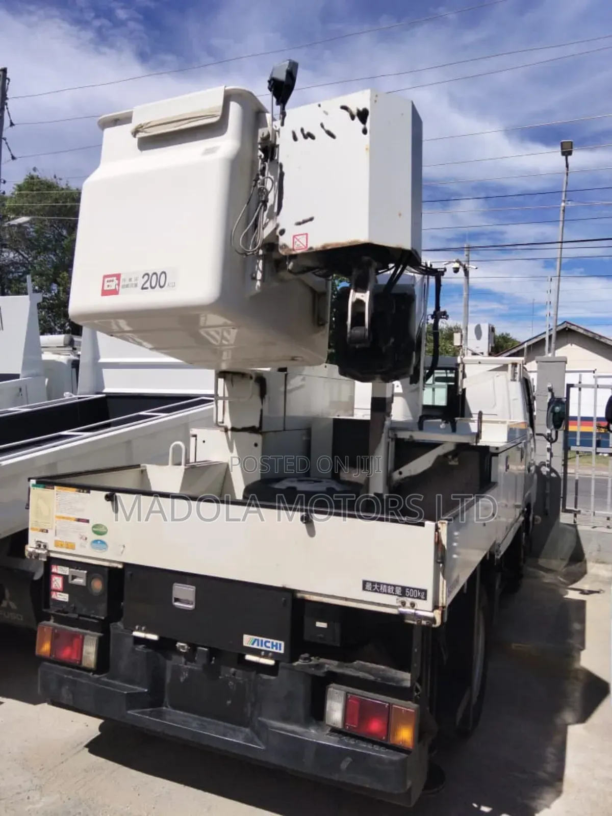 Isuzu Crane Truck