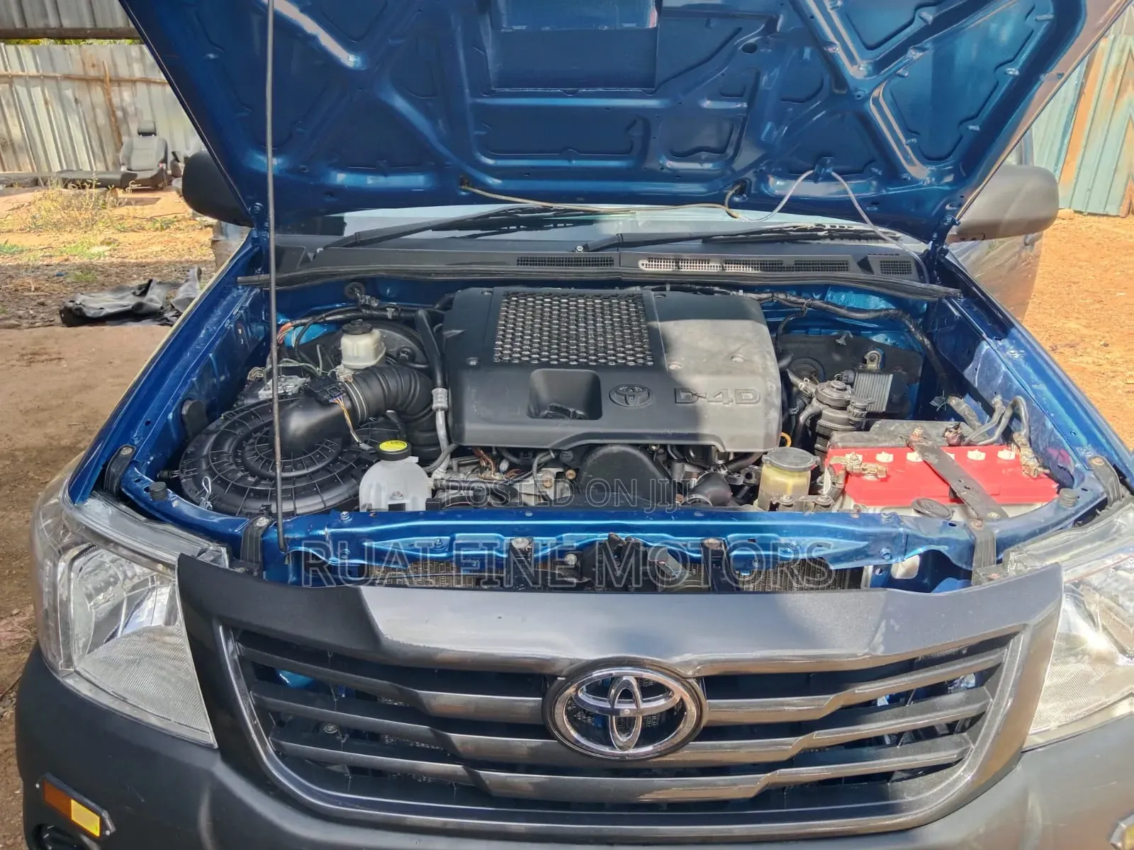 Toyota Hilux 2010 Blue