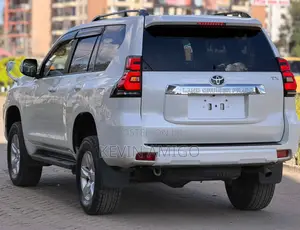 Toyota Land Cruiser Prado 2020 White