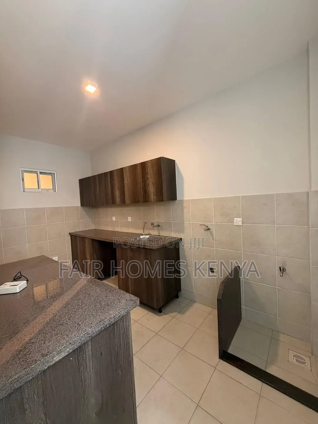 3bdrm Apartment in Riverside Drive for rent