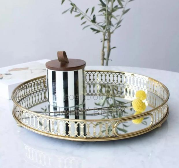 *Vanity Round Decorative Gold Vintage Tray Mirrors