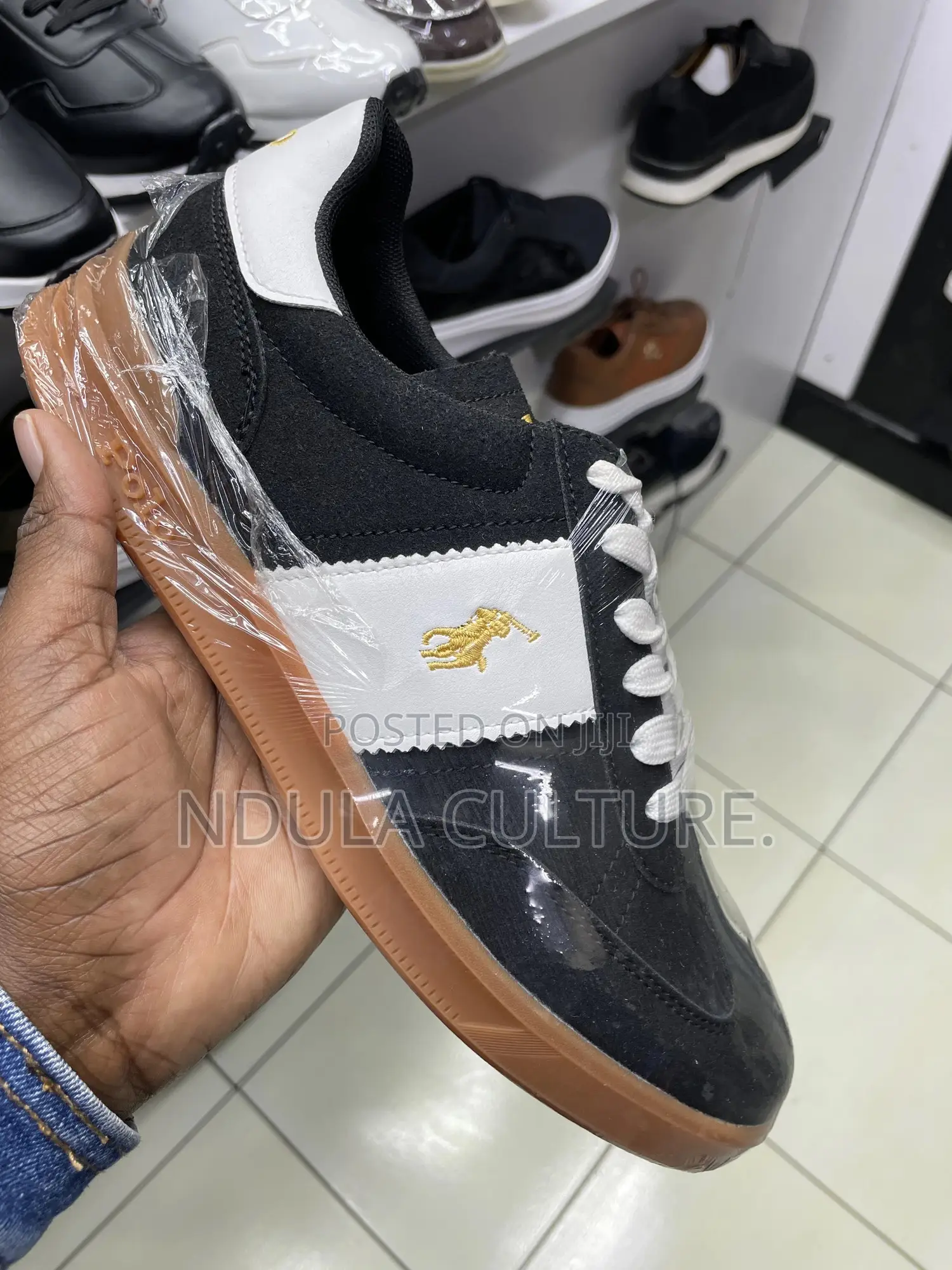 Polo Ralph Lauren Heritage Aera Suede-Paneled Trainer.