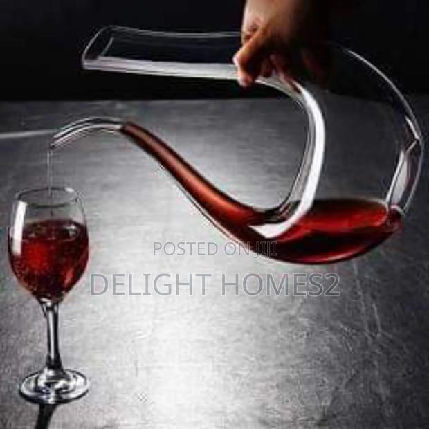 *U Shape Decanter_ulti - main view