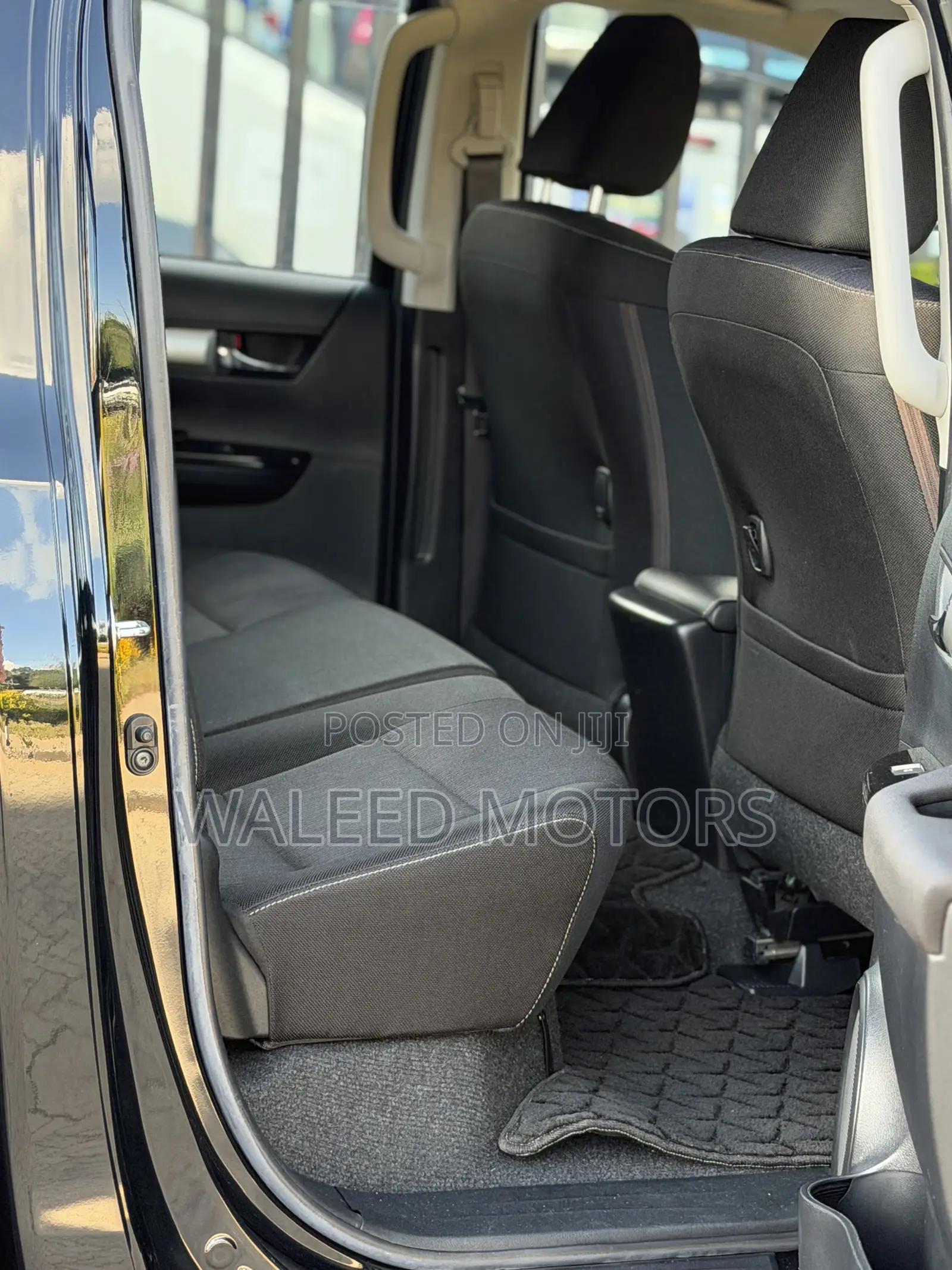 Toyota Hilux 2019 Black