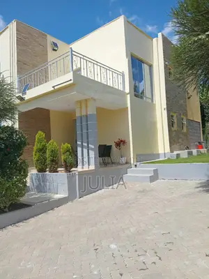 3bdrm Maisonette in Twinfalls City, Malaa for sale