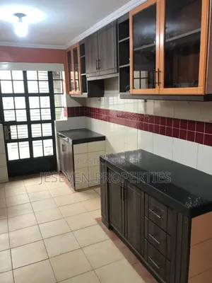 5bdrm Mansion in Syokimau, Mombasa Road for rent