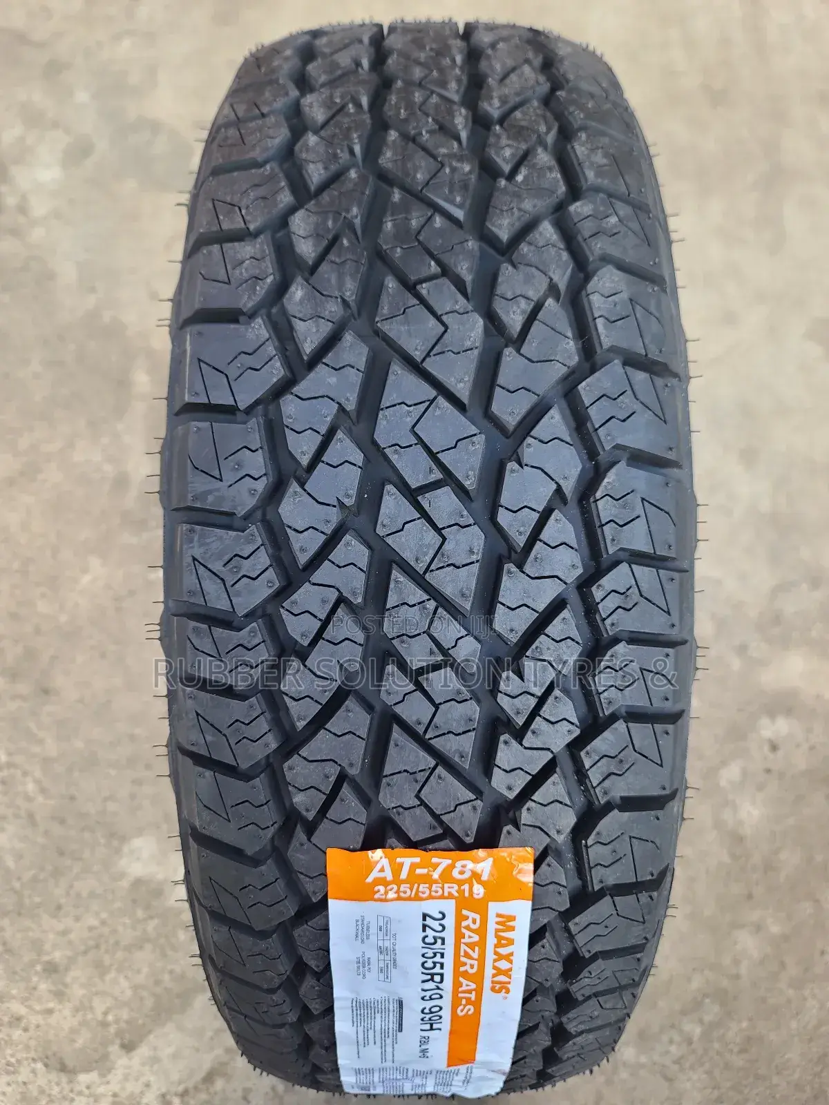 225 /55 R19 Maxxis Tyres 99h Razr a/T781 All-Terrain