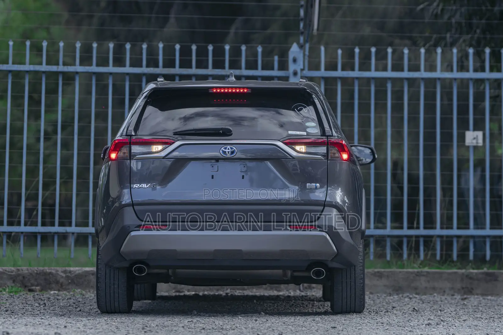 Toyota RAV4 Hybrid 2019 Gray