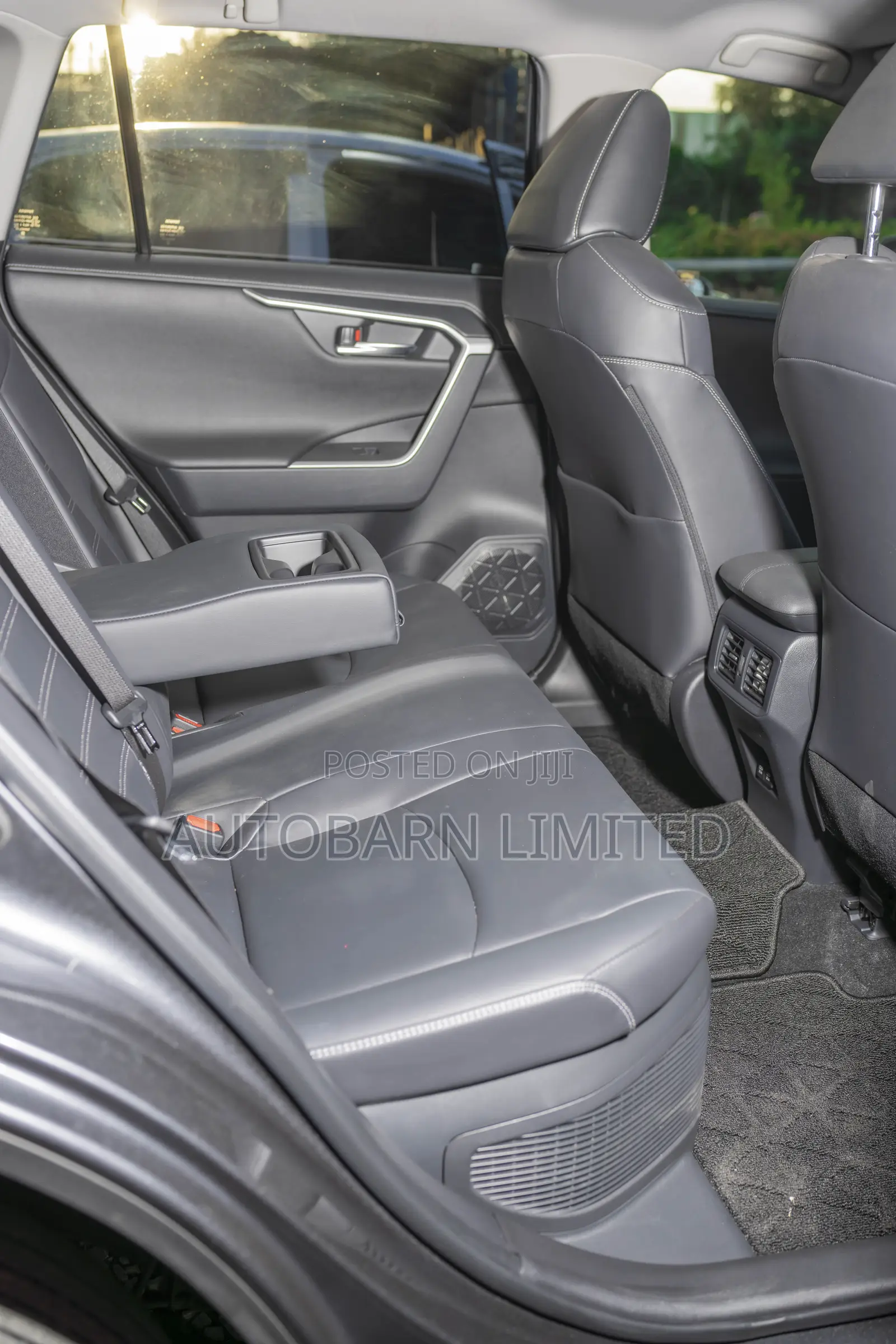 Toyota RAV4 Hybrid 2019 Gray
