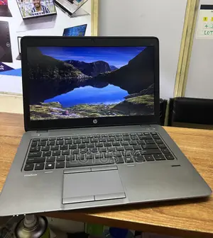 Laptop HP EliteBook 840 G2 8GB Intel Core i5 HDD 500GB