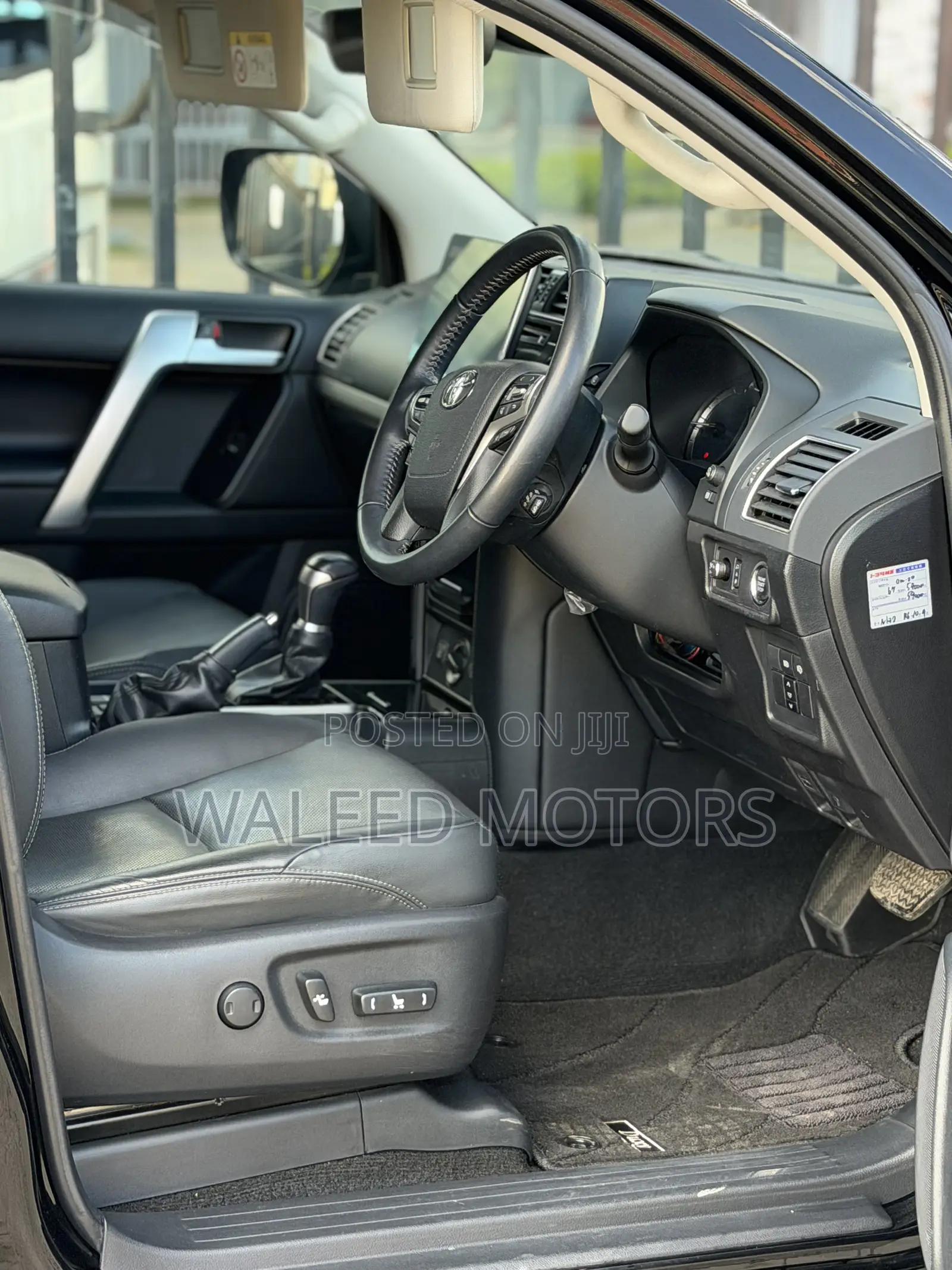 Toyota Land Cruiser Prado 2.7 2021 Black