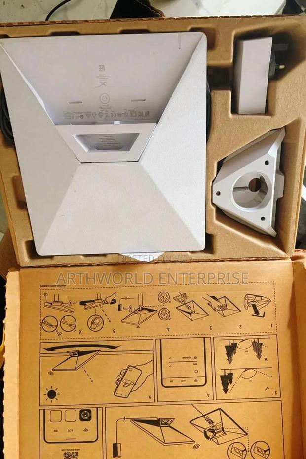 Starlink Mini Kit - Internet Anywhere You Go (Very New!!)