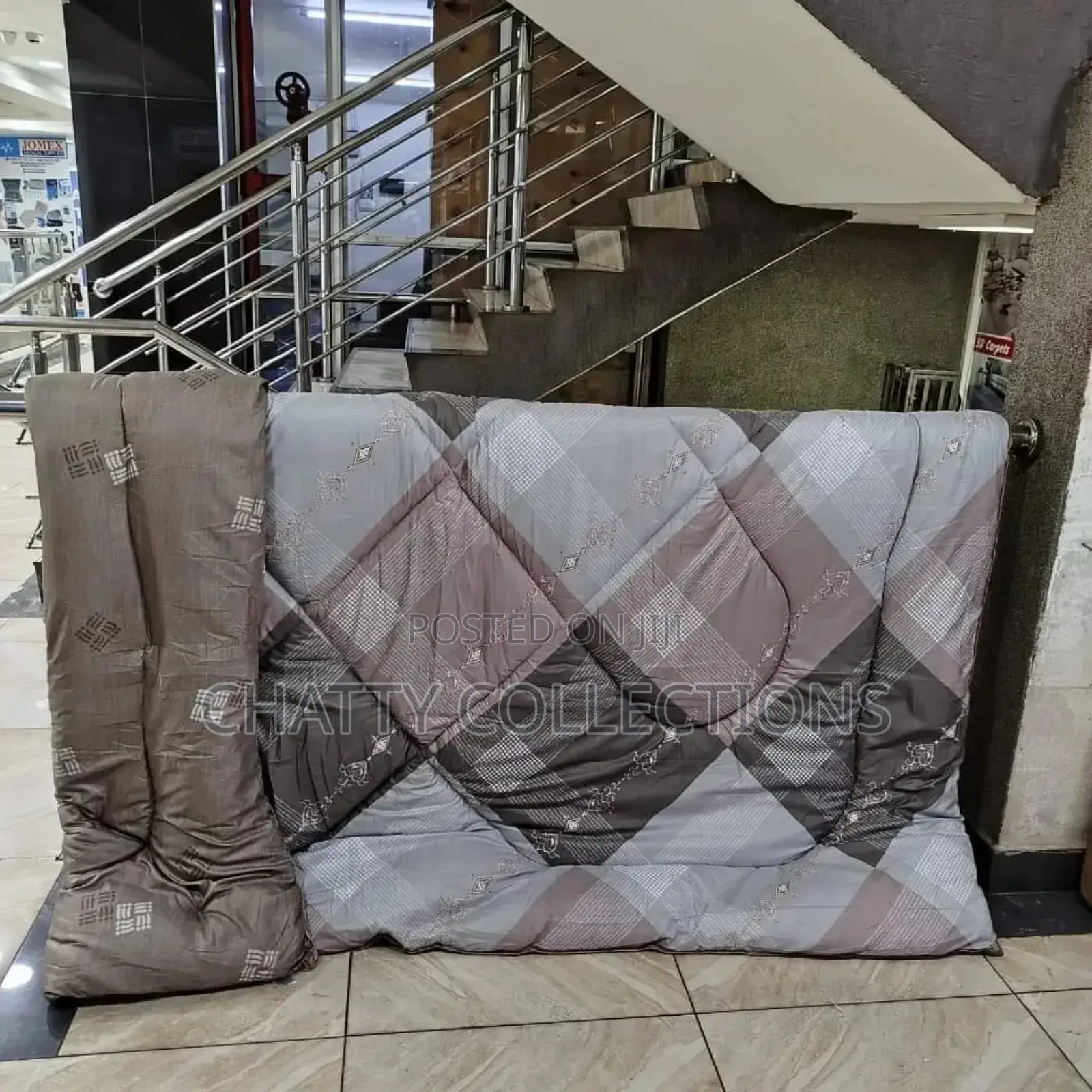 5 by 6 and 6 by 7 Tc Binded Duvet With Bedsheet and Pillow Cases
