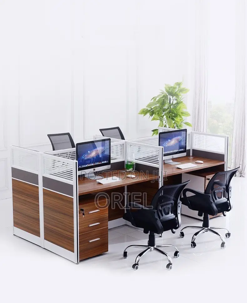 Office Workstation : Modern Staff Office Workstation Setup