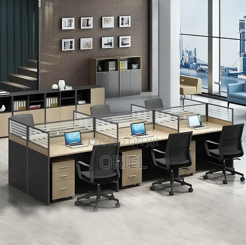 Office Workstation : Modern Staff Office Workstation Setup