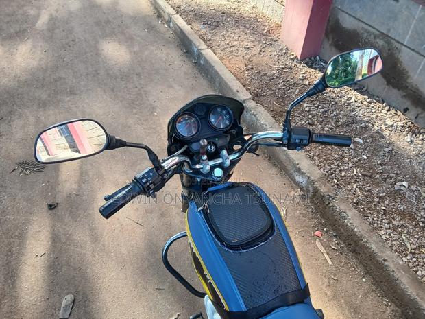 Bajaj Boxer 2019 Black - thumbnail 4