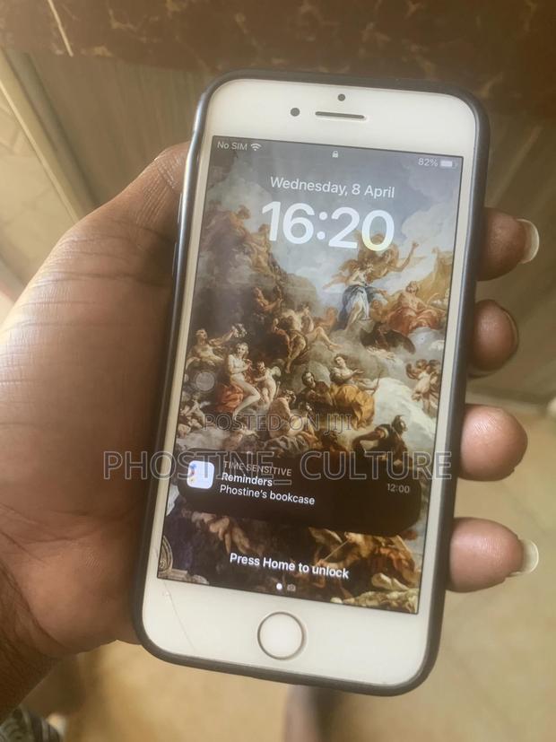 Apple iPhone 8 256 GB White - thumbnail 4