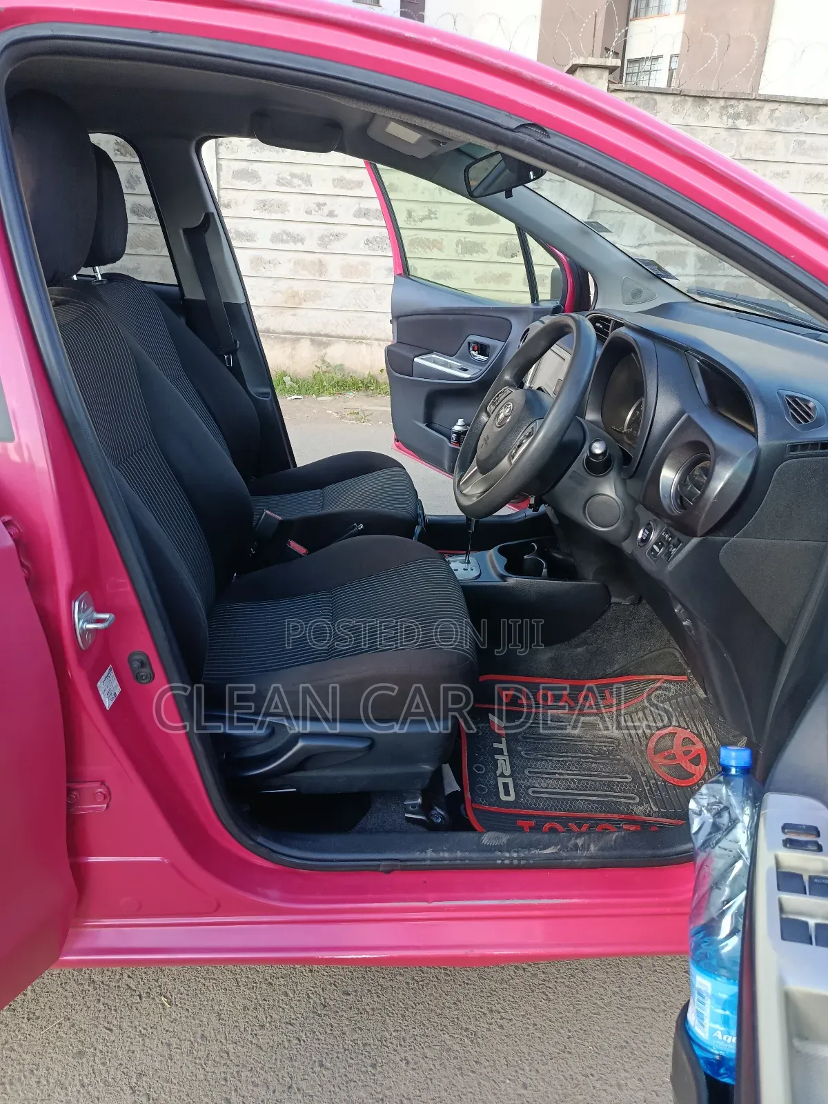 Toyota Vitz 2015