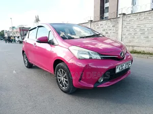 Toyota Vitz 2015