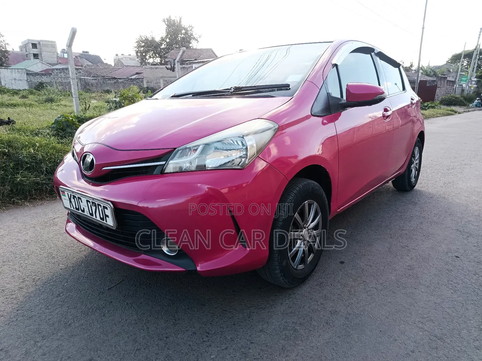 Toyota Vitz 2015