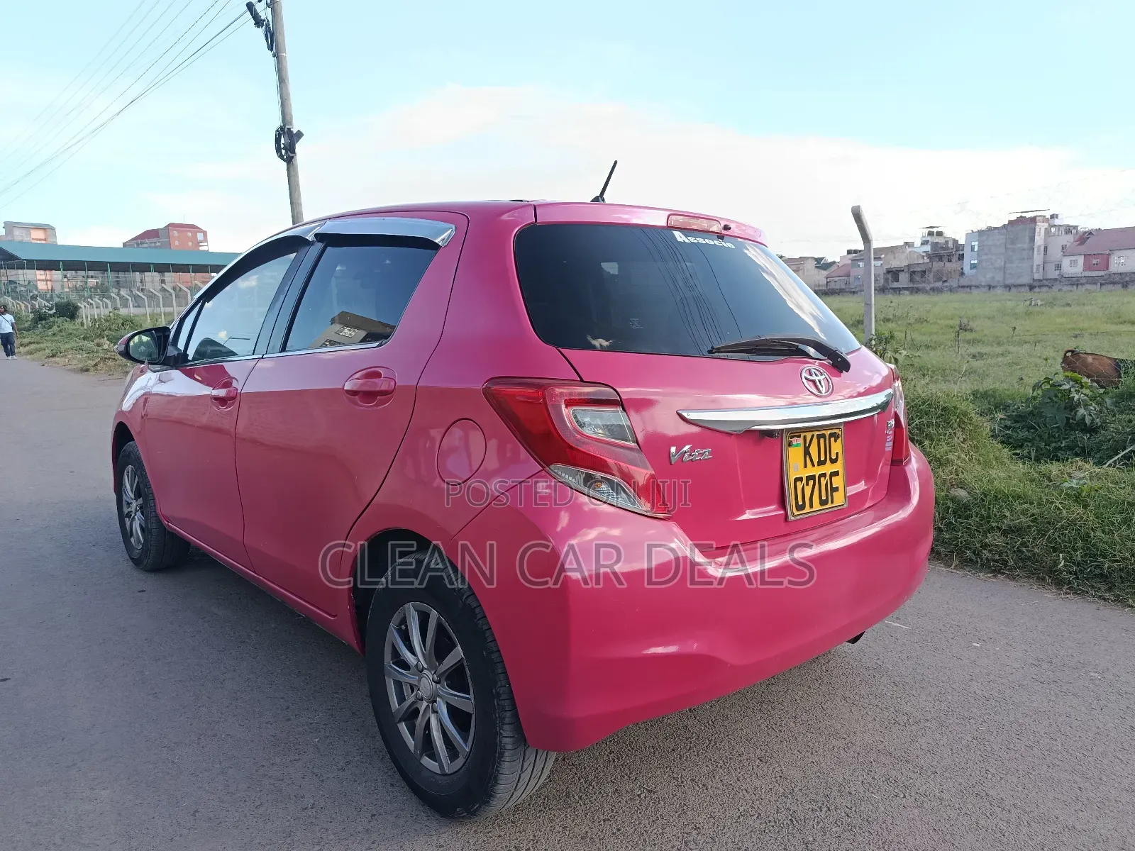 Toyota Vitz 2015