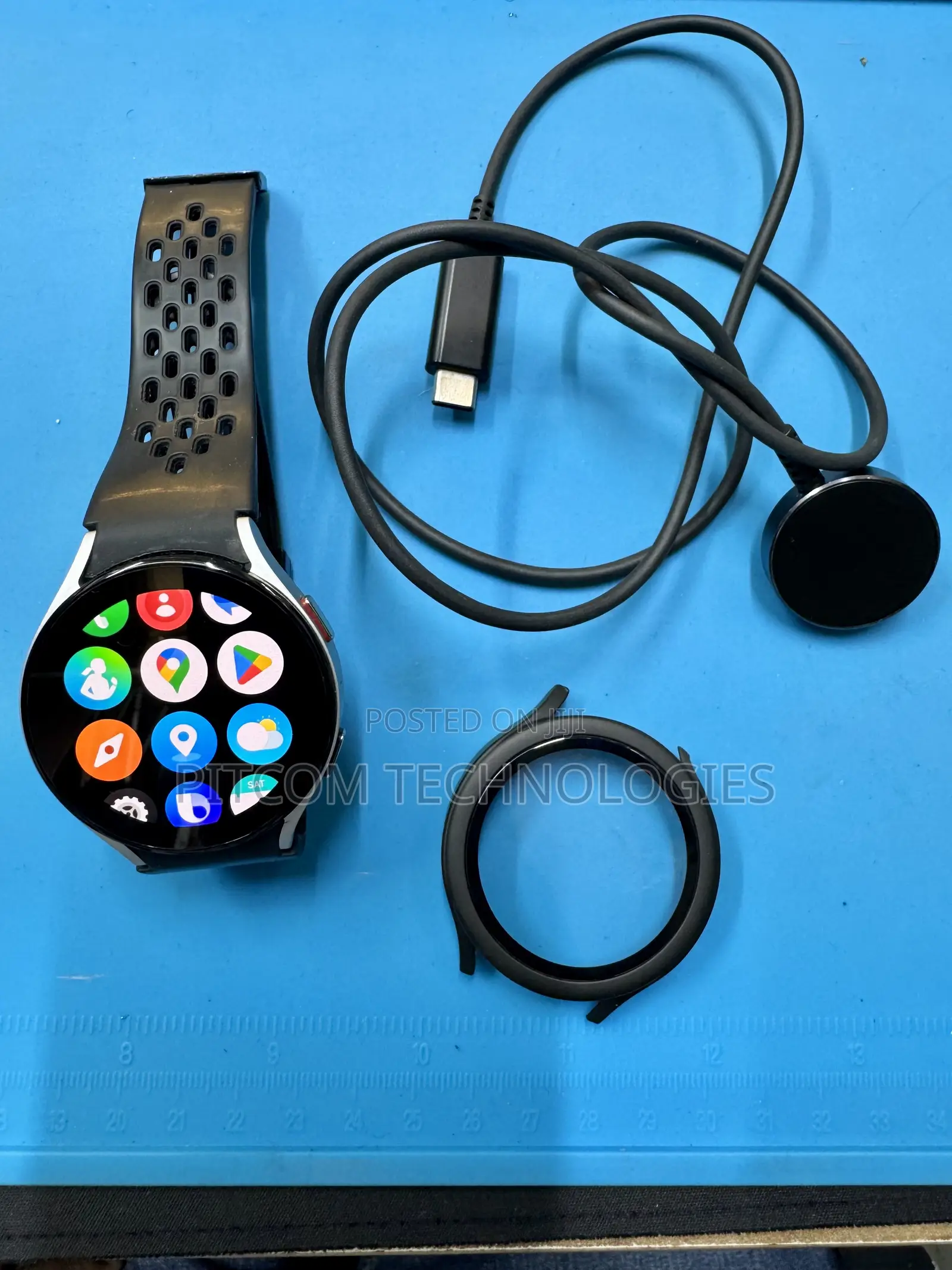 Samsung Galaxy Watch 5 44mm. Galaxy 5 Smart Watch