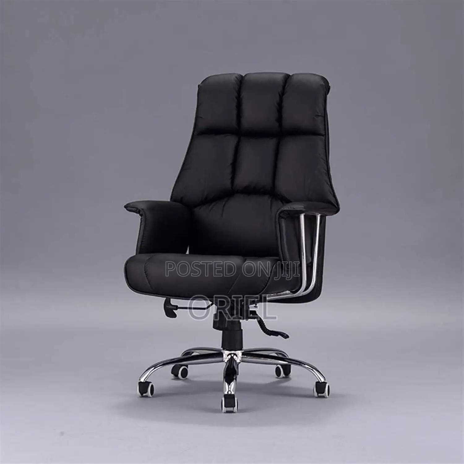 Office Chairs : Cushioned Directors Ergonomic Desk Chair