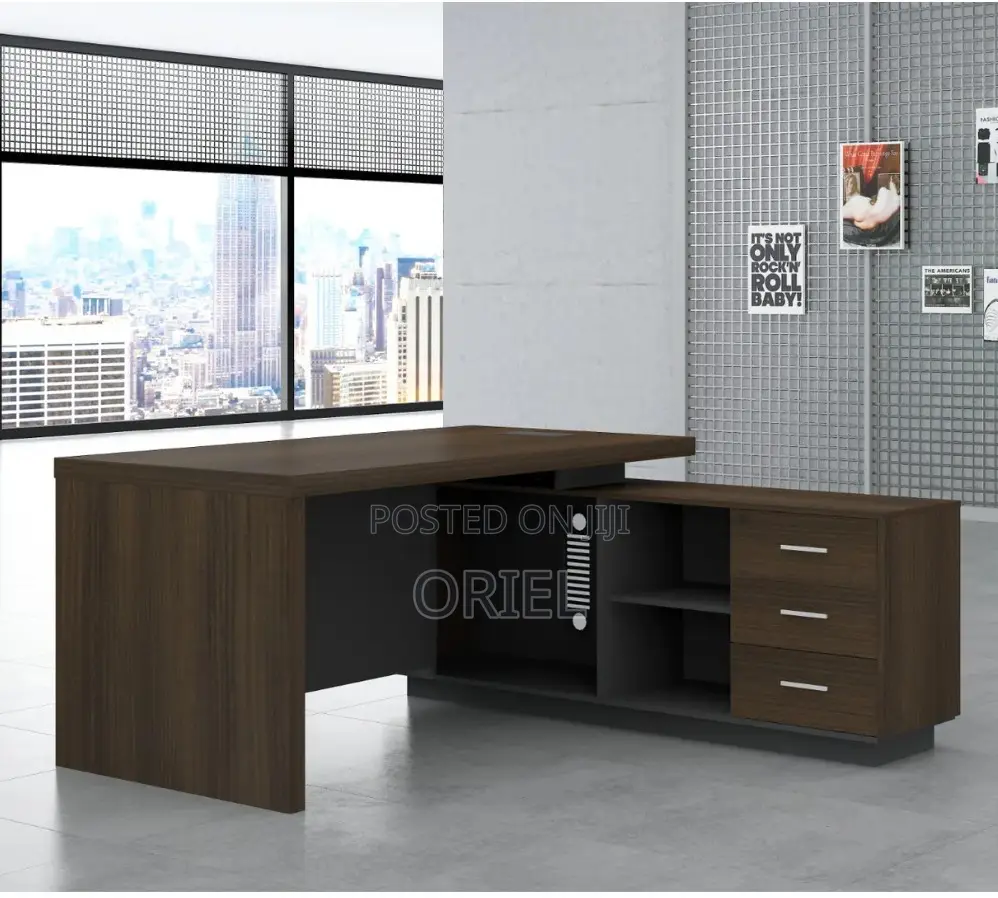 Executive Office Desk : Ergonomic L-Shaped Executive Desk