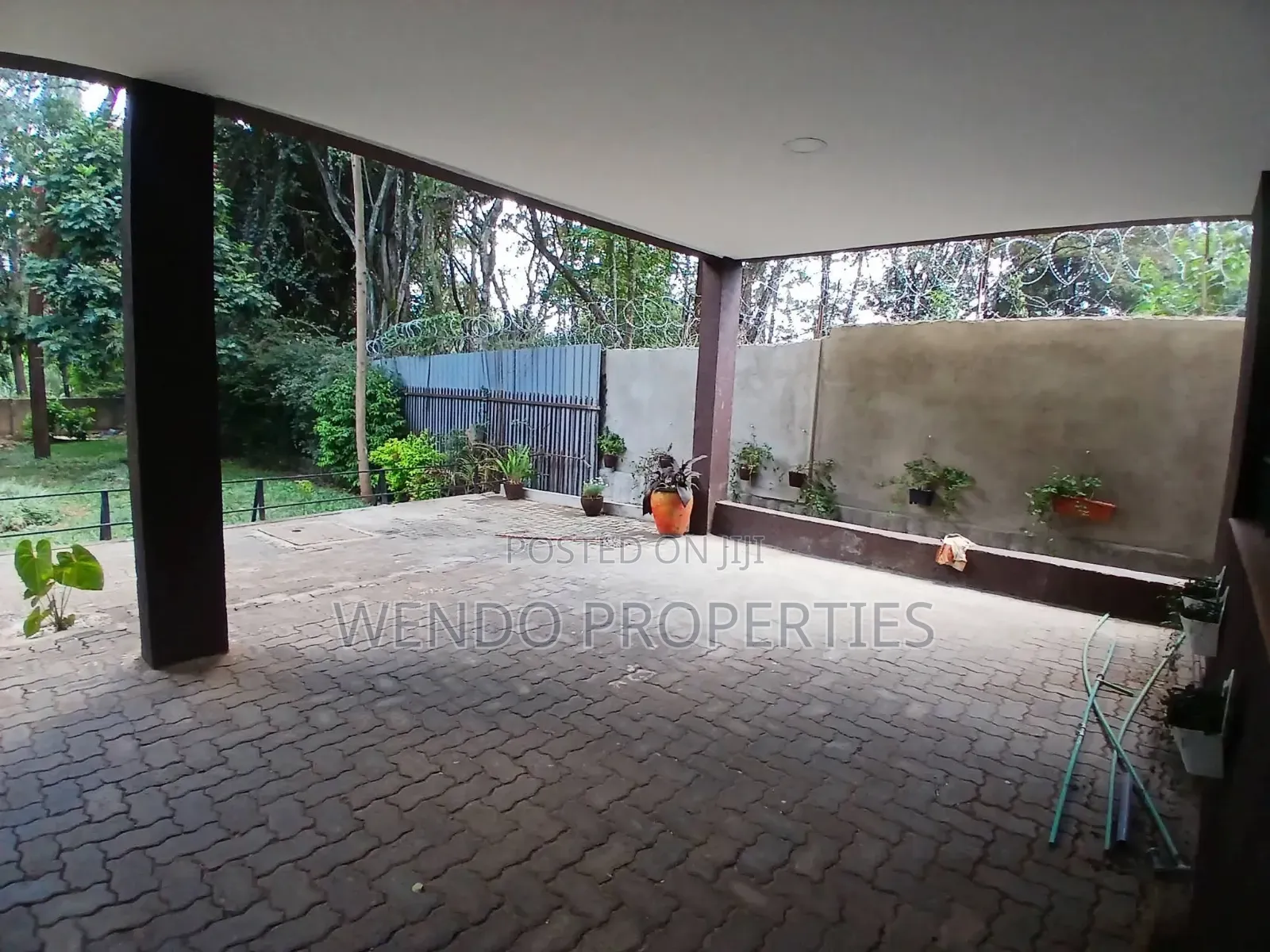 3bdrm Villa in Hardy for rent