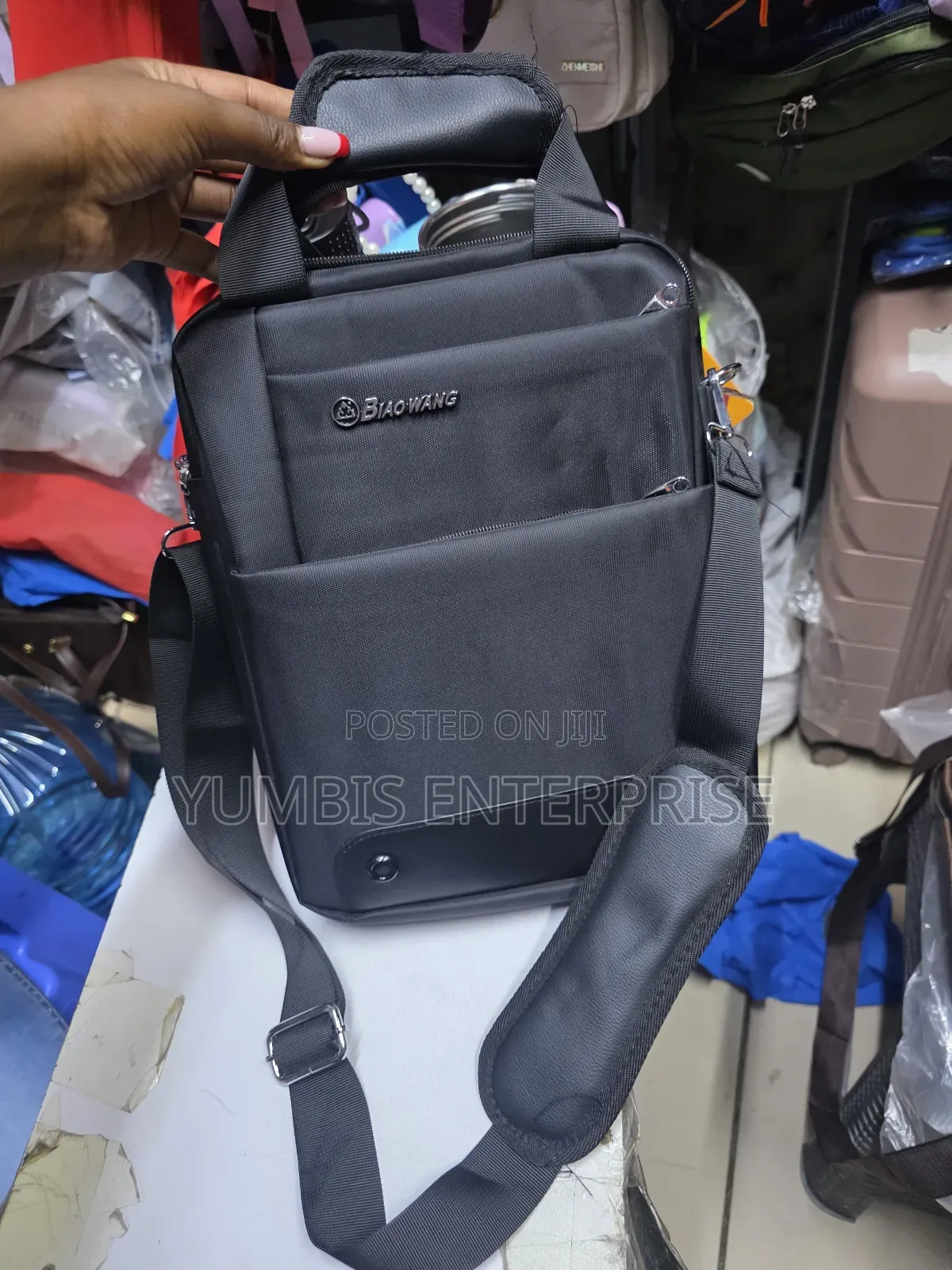 Medium Size Laptop Shoulder Bags in Black at 1200