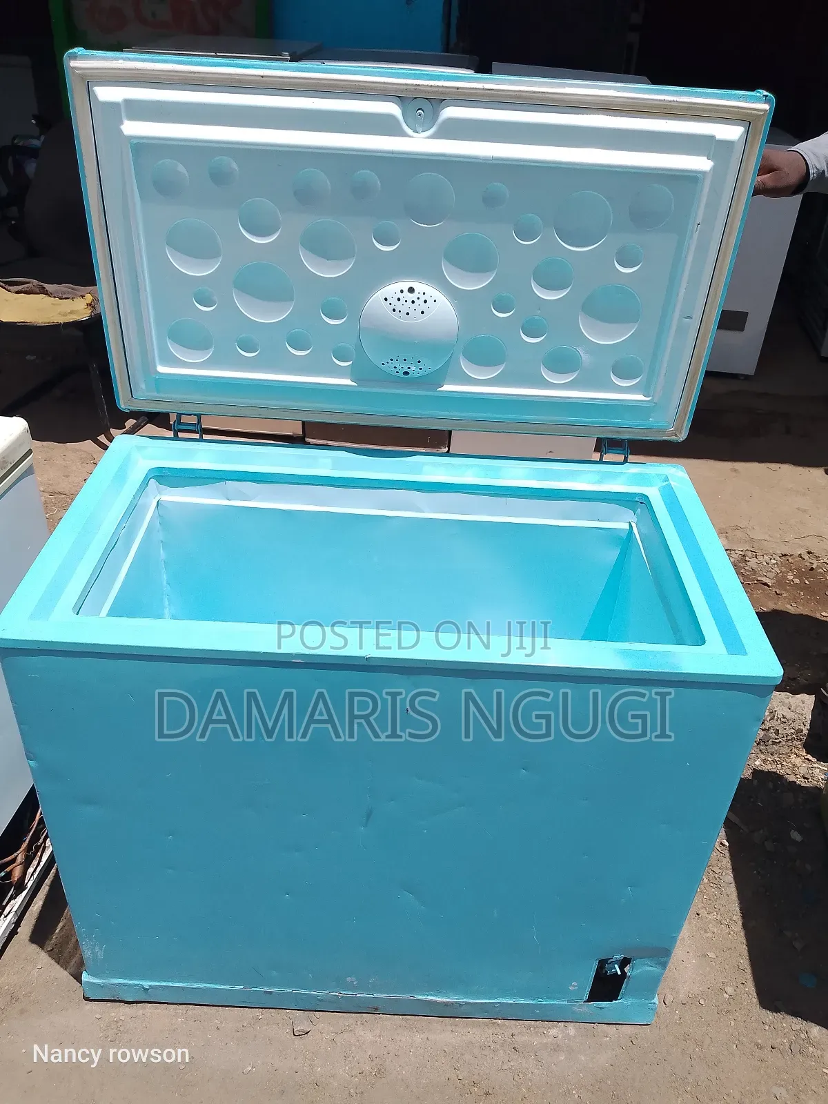 Smart and Clean Deep Freezer