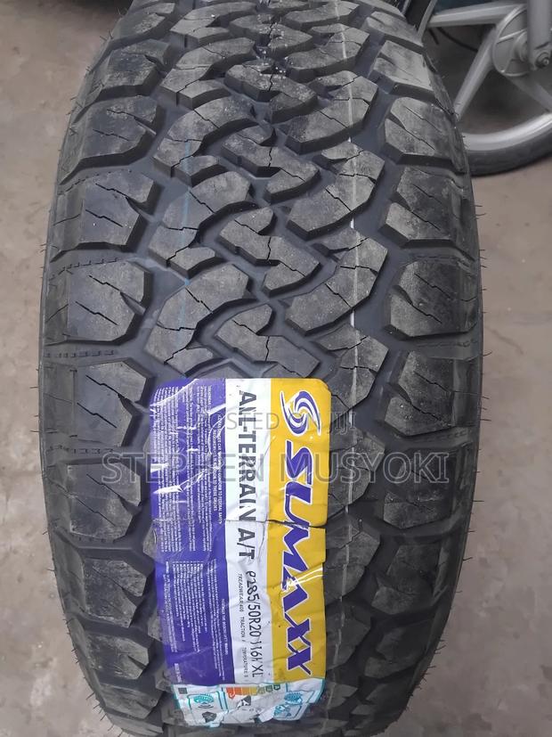 P285/50r20 Sumaxx at Tyre