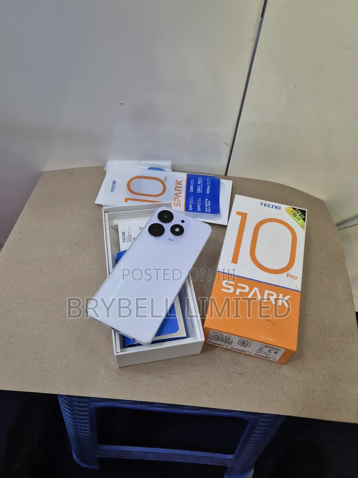 Tecno Spark 10 Pro 128 GB White