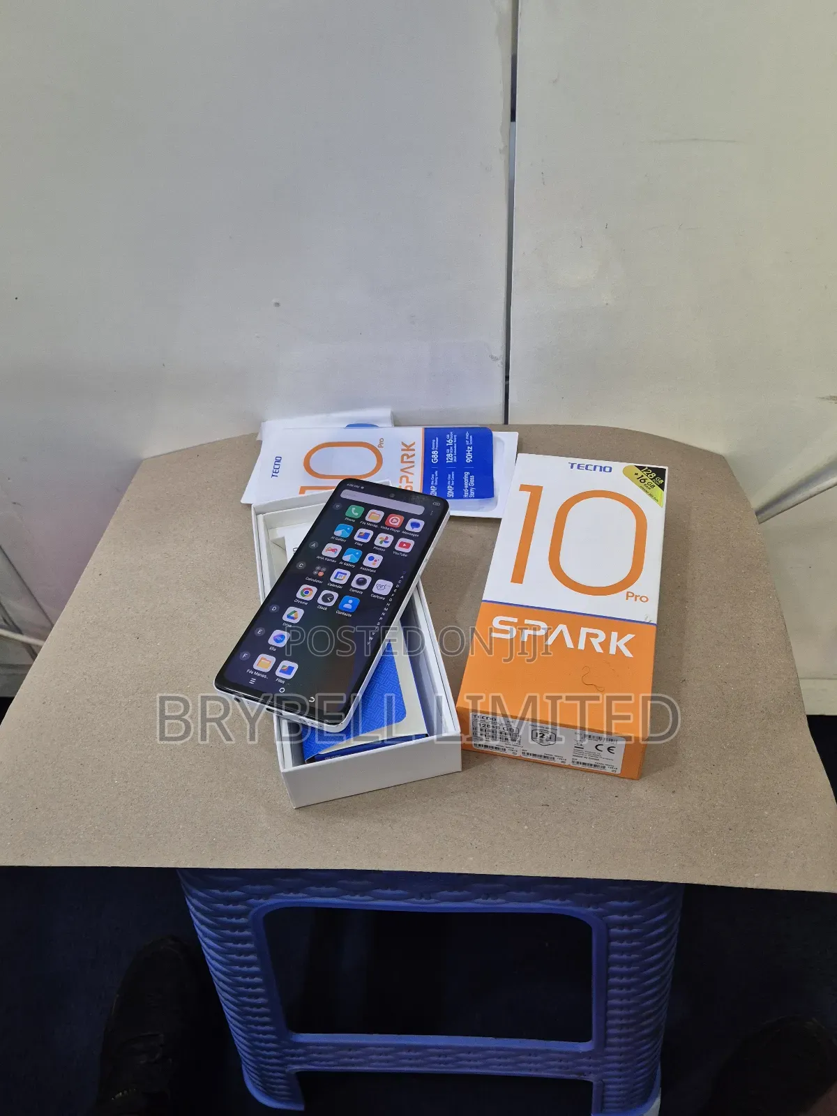 Tecno Spark 10 Pro 128 GB White