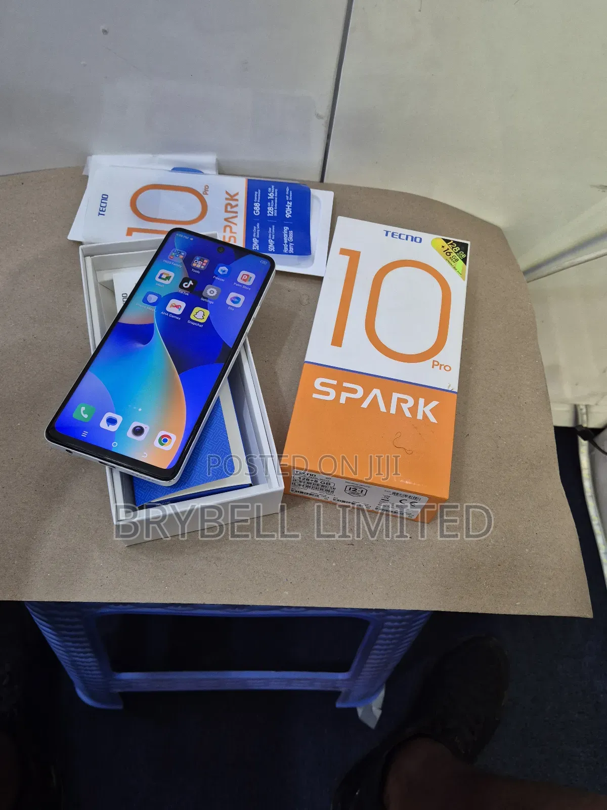 Tecno Spark 10 Pro 128 GB White