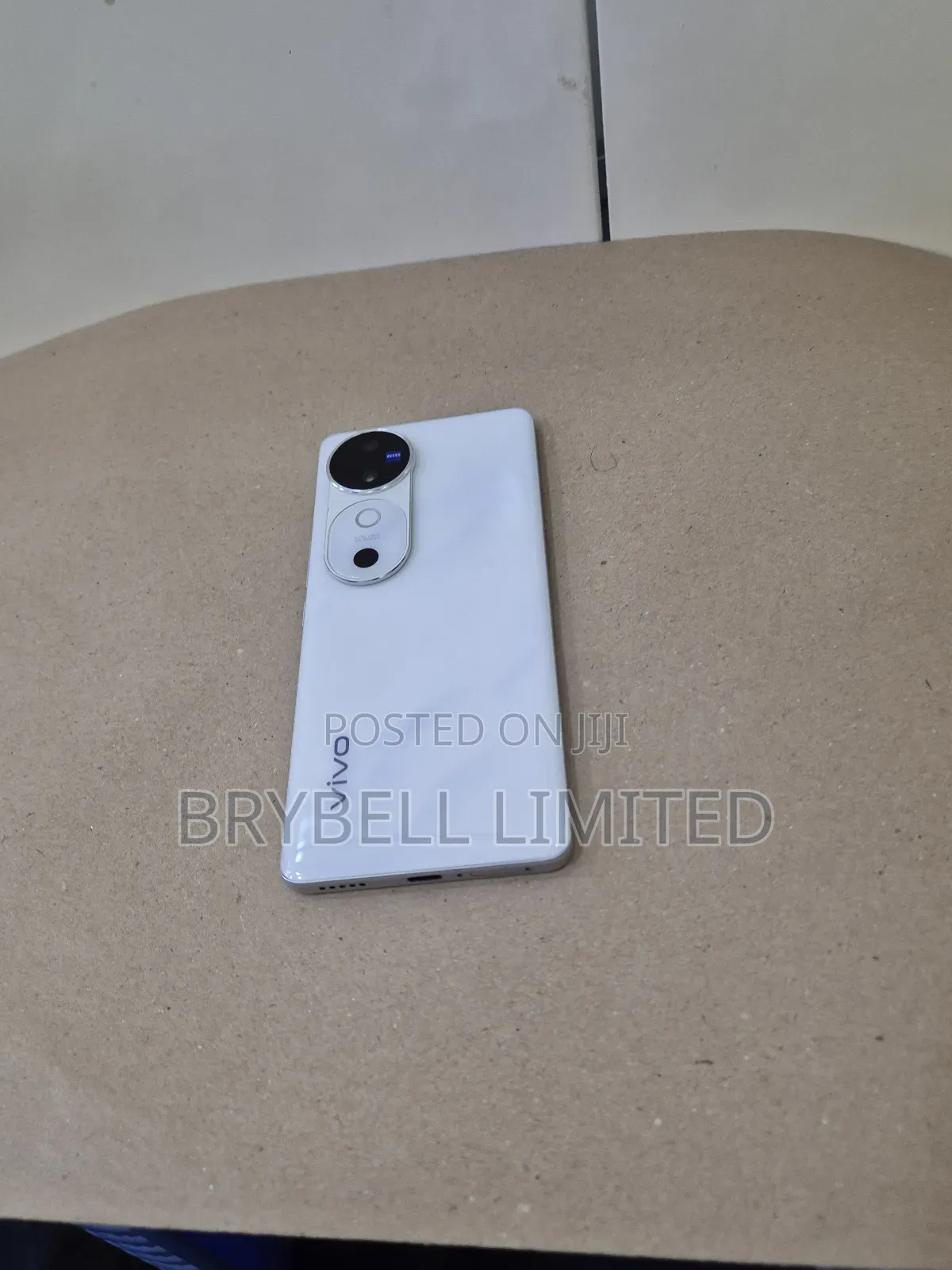 Vivo V40 Lite 256 GB White