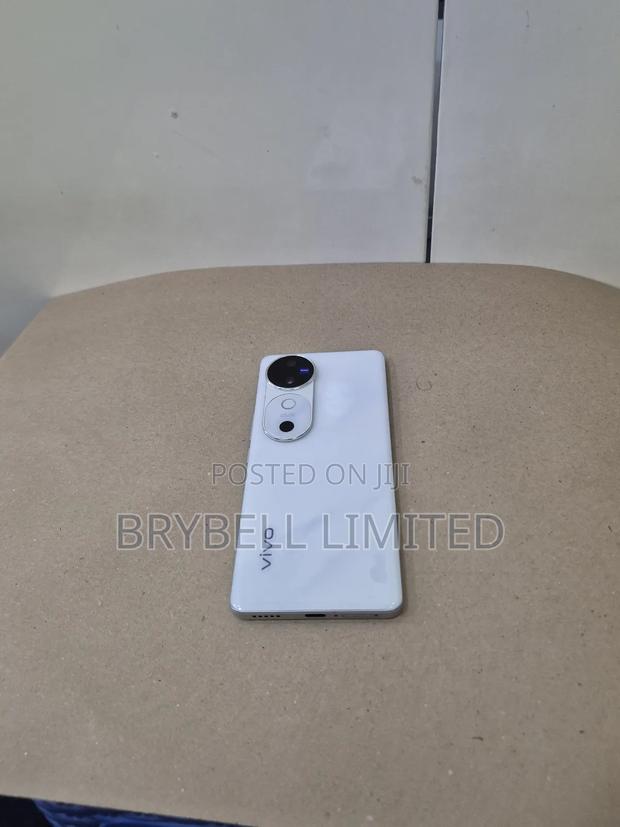 Vivo V40 Lite 256 GB White - thumbnail 8